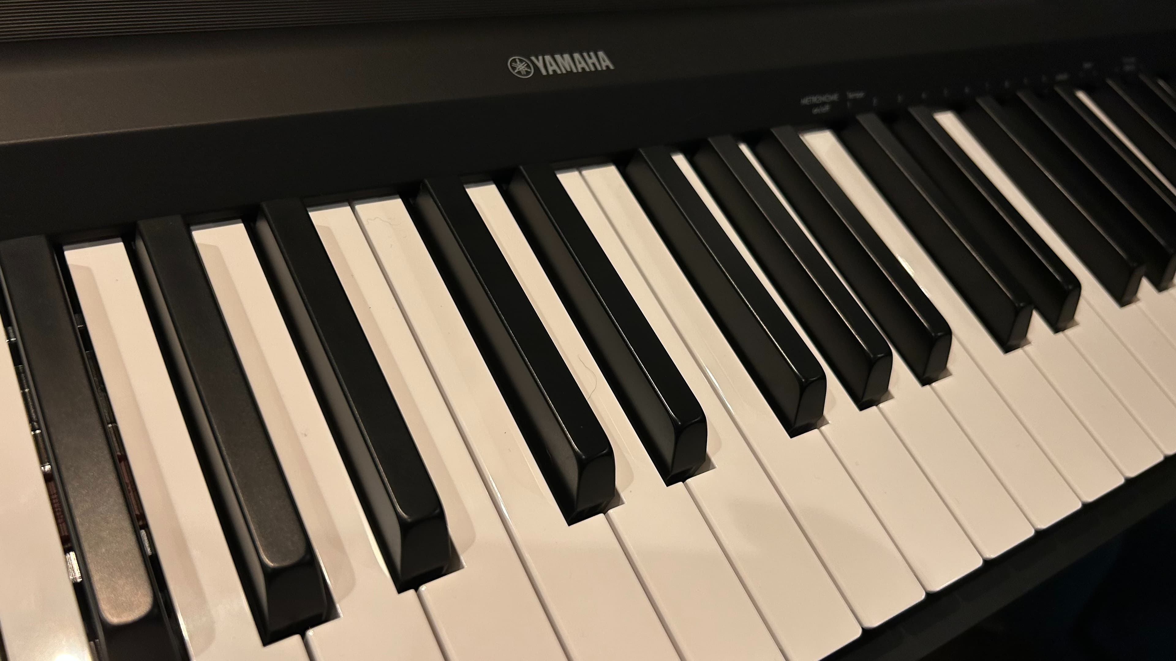 Yamaha P-145 (Série P) — foto 5 | BrasilInstruments